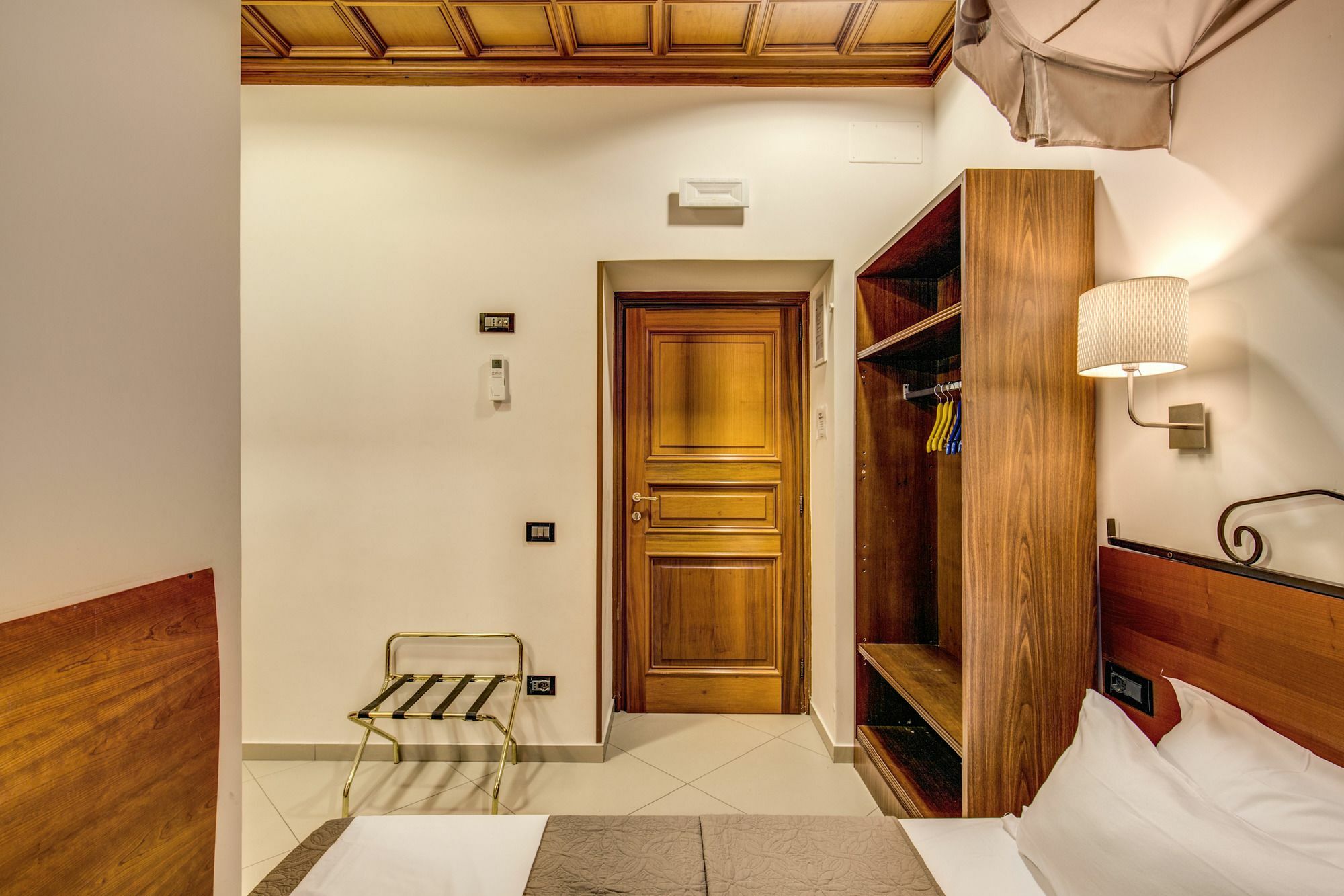 Persepolis Rome Hotel Exterior foto